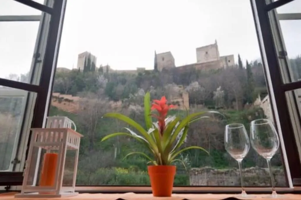 Alhambra Enamora 2. Paseo De Los Tristes Views 1-B Granada 0*,  Spain